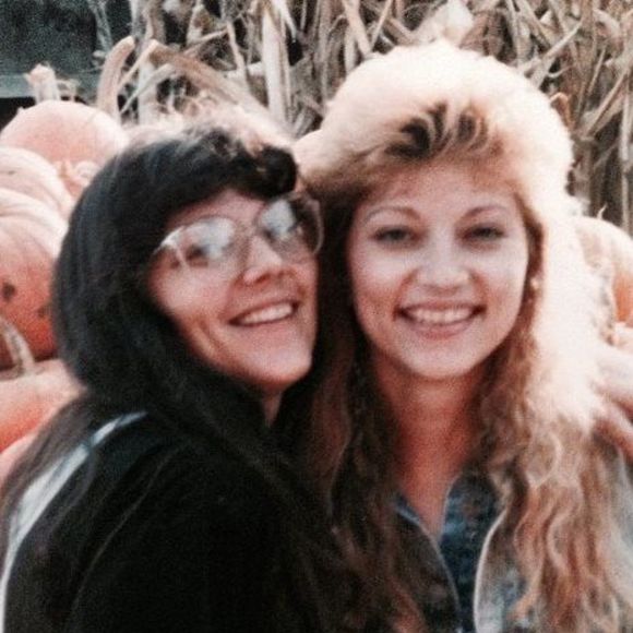 Meet your Posher, Linda - Picture 1 of 1